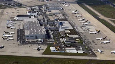 Almanya'nın üçüncü büyük havayolu şirketi Condor ile pilotları temsil eden