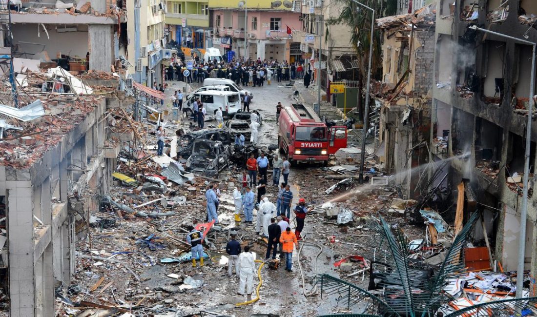 Hatay'ın Reyhanlı ilçesinde 52 kişinin hayatını kaybettiği kanlı bombalı saldırının